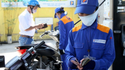 Giá xăng trước áp lực tăng giá 5 lần liên tiếp